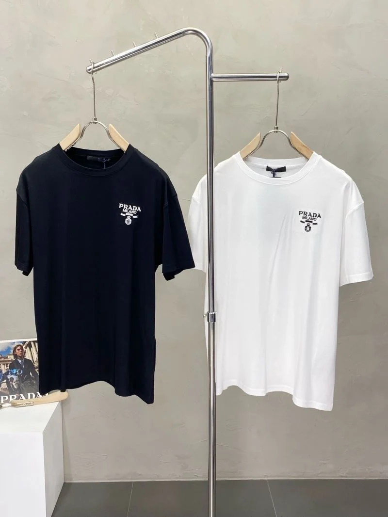 Sustainable Prada T-Shirts 168438