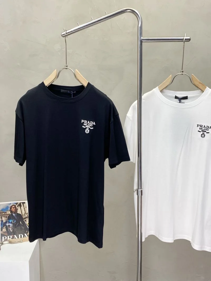 Sustainable Prada T-Shirts 168438