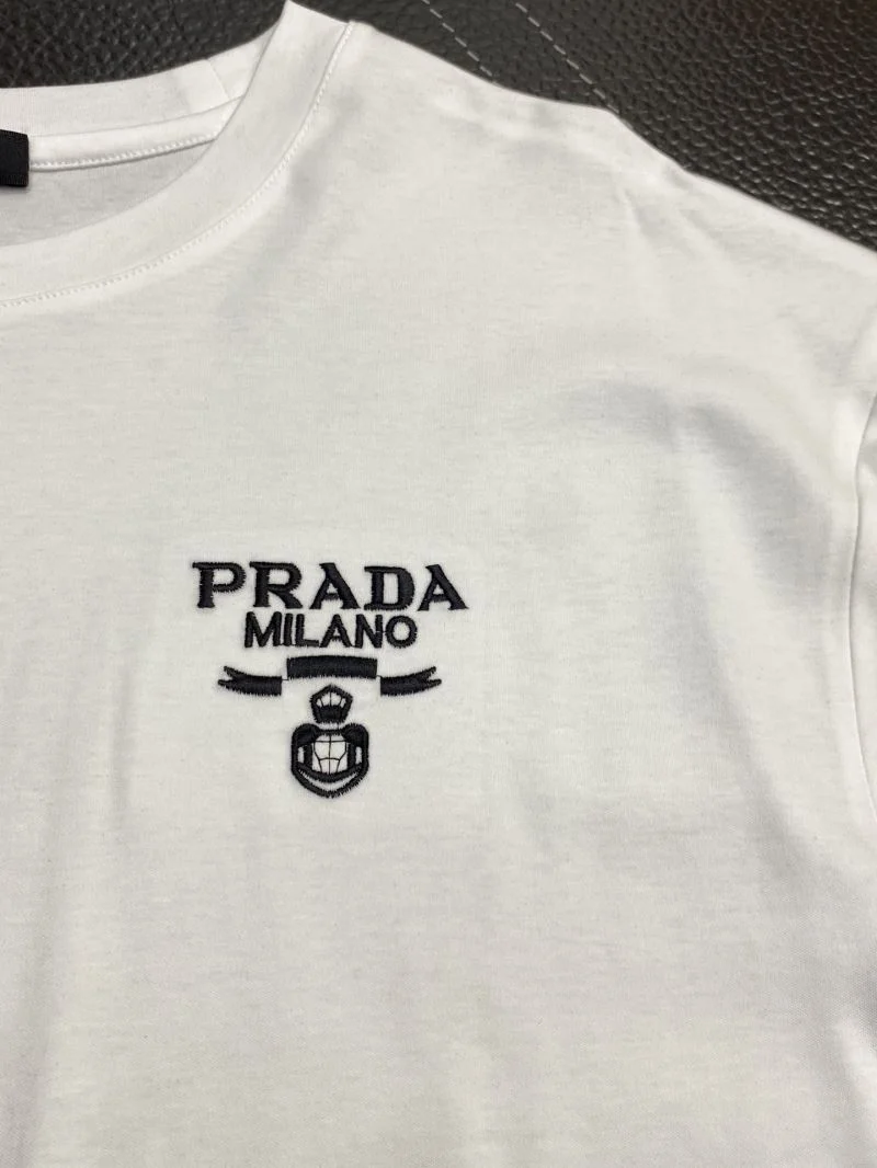 Sustainable Prada T-Shirts 168438
