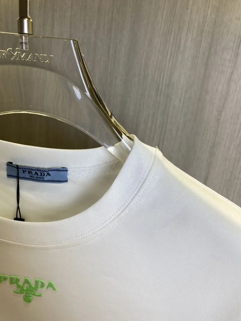Prada T-Shirts GoAnywhere 168425