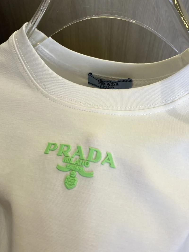 Prada T-Shirts GoAnywhere 168425