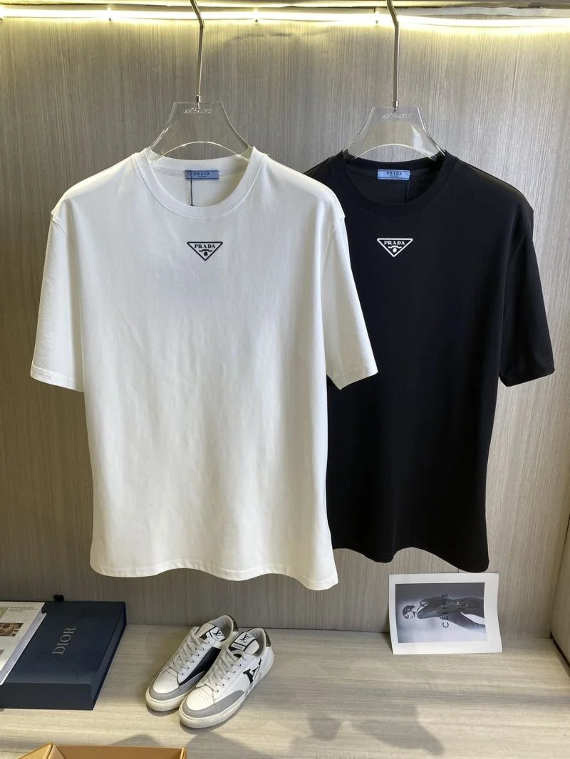 Flexible Prada T-Shirts 168424