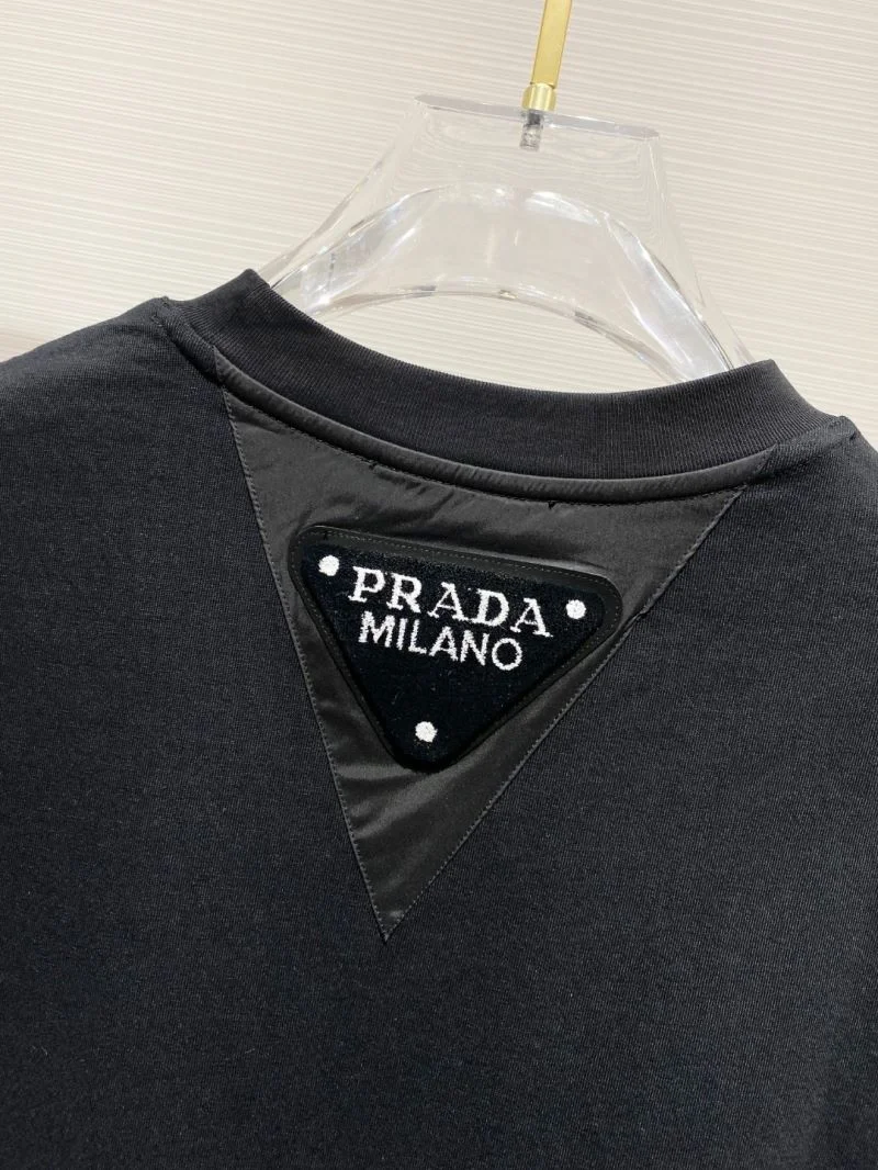 Prada T-Shirts Sophisticated 168416