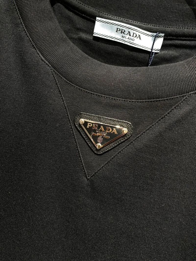 Prada T-Shirts Sophisticated 168416