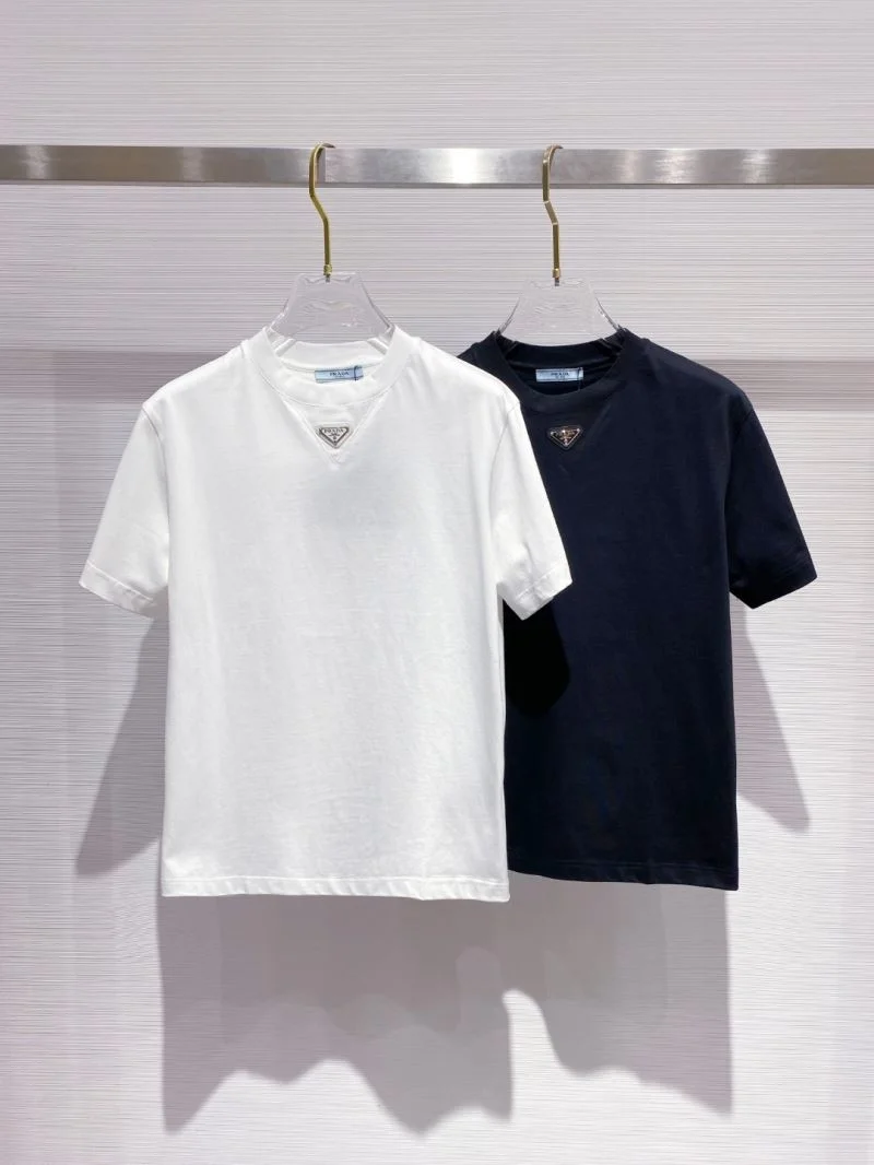 Breathable Prada T-Shirts 168415