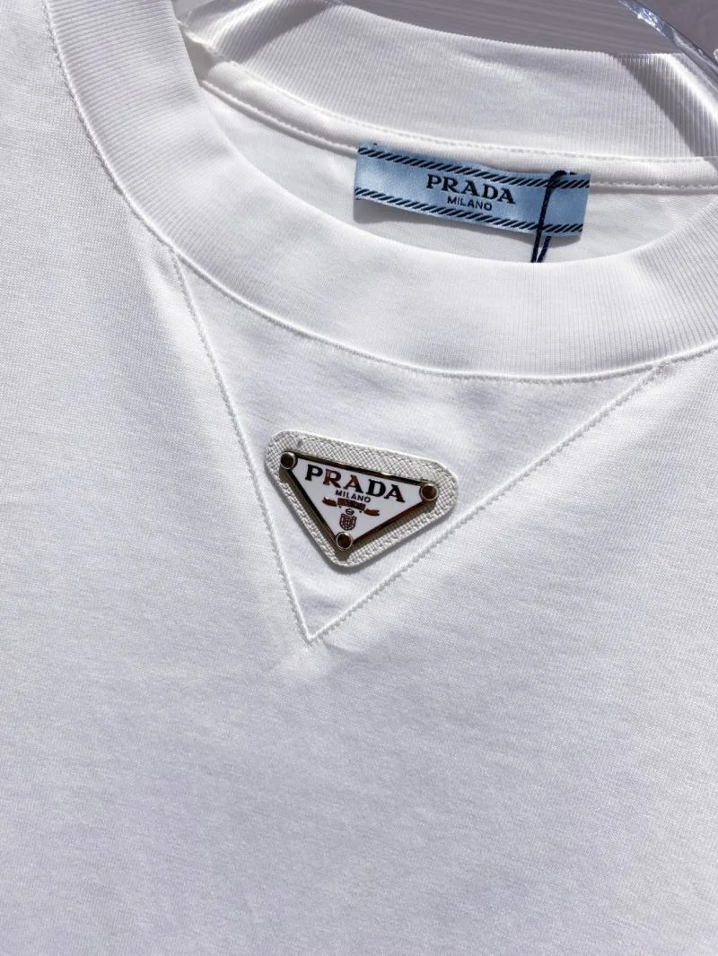 Breathable Prada T-Shirts 168415
