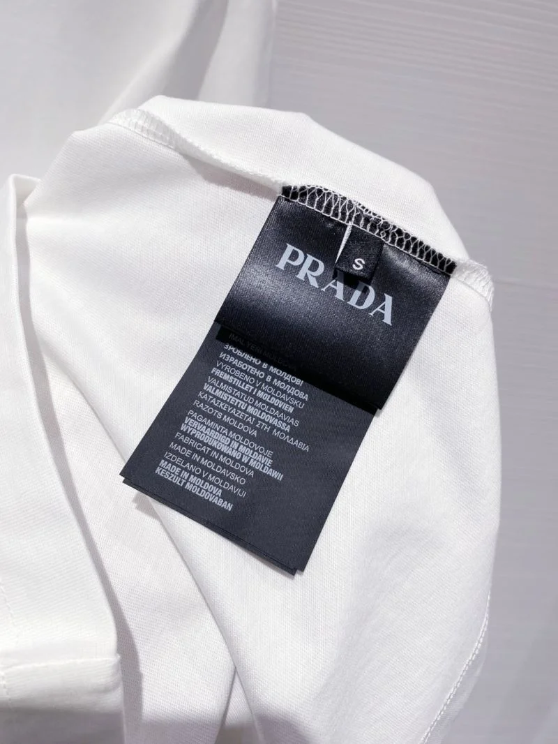 Breathable Prada T-Shirts 168415