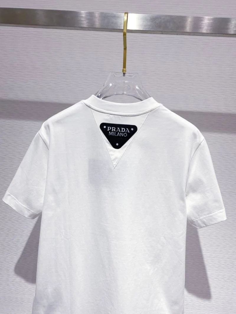 Breathable Prada T-Shirts 168415