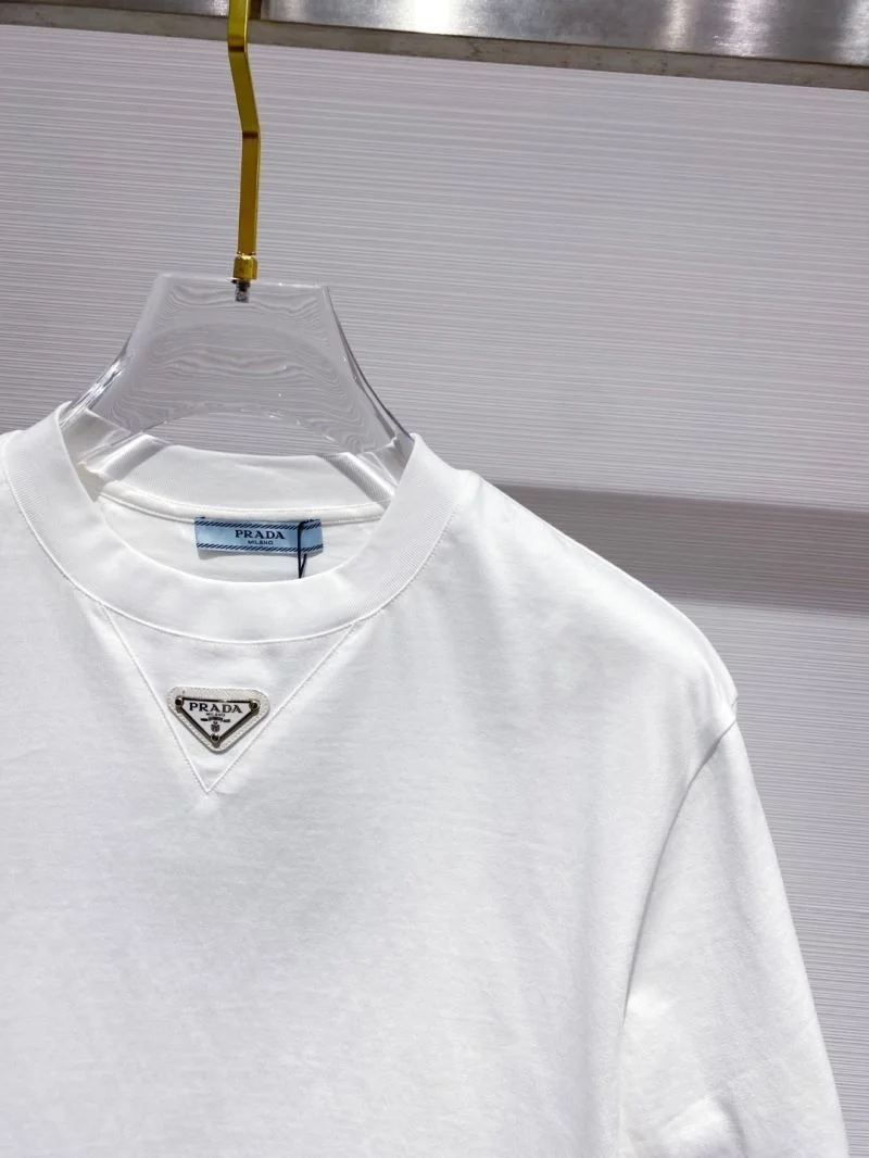 Breathable Prada T-Shirts 168415
