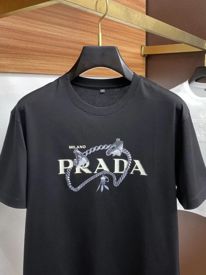 Prada T-Shirts Comfortable 168407