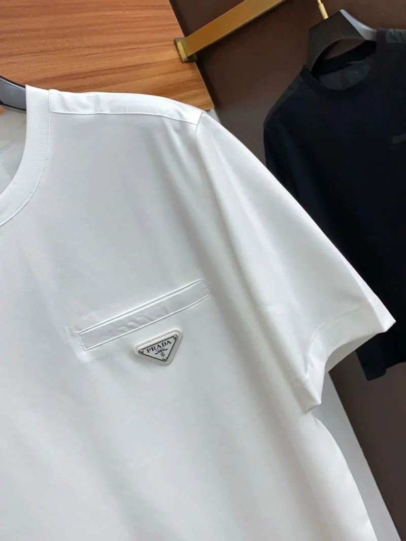 RelaxedFit Prada T-Shirts 168397