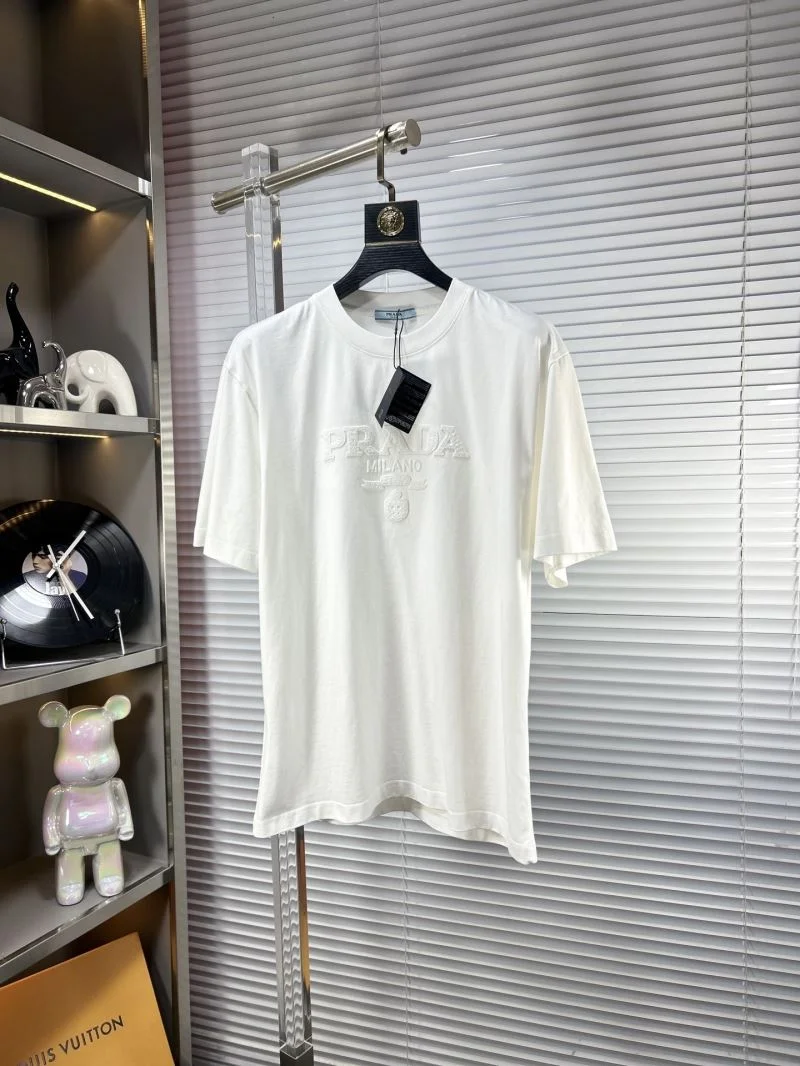 SunProtective Prada T-Shirts 168394