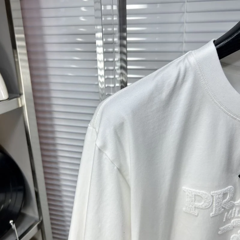 SunProtective Prada T-Shirts 168394