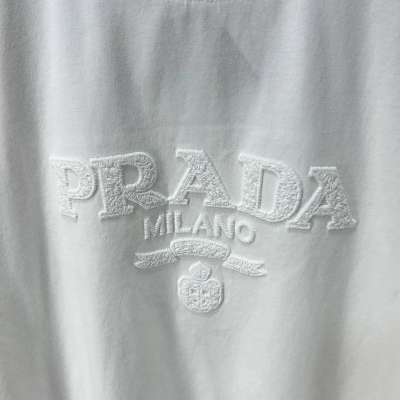SunProtective Prada T-Shirts 168394