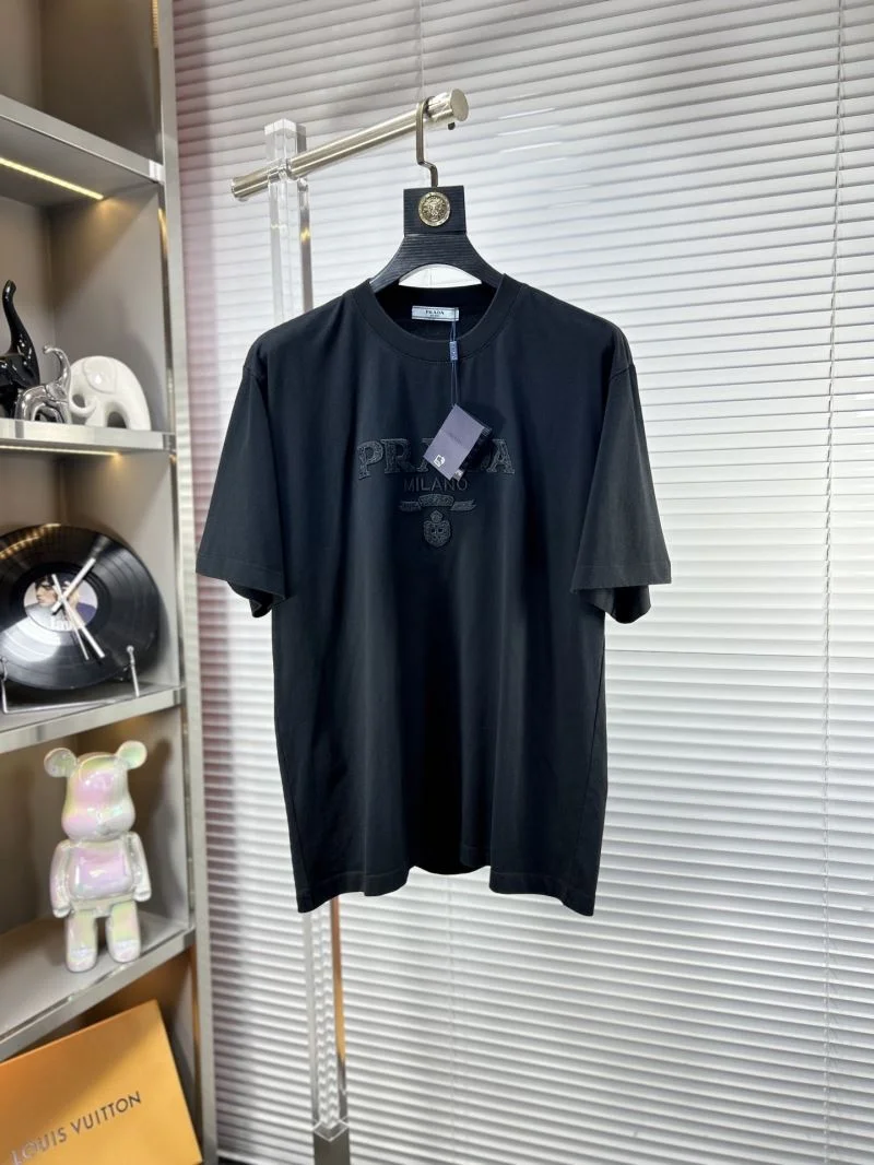 Prada T-Shirts GoAnywhere 168402