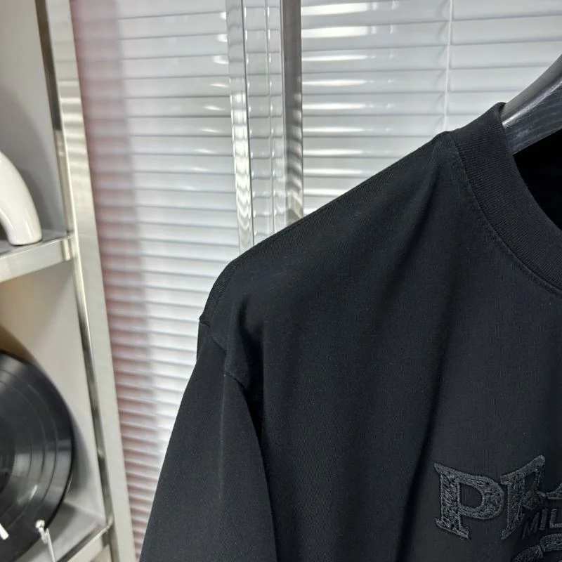 Prada T-Shirts GoAnywhere 168402