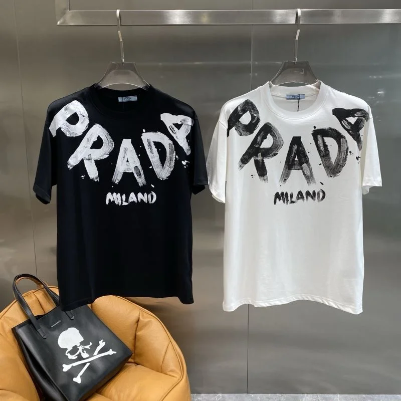 Trendsetting Prada T-Shirts 168387