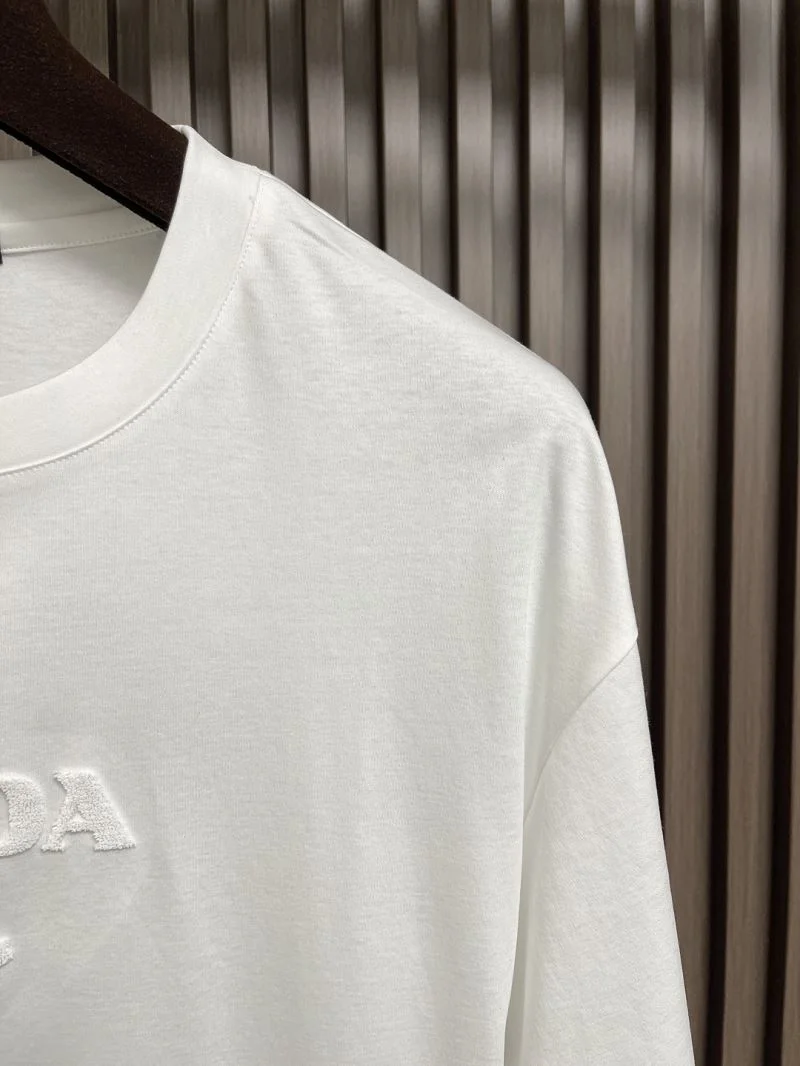 Prada T-Shirts BestValue 168389