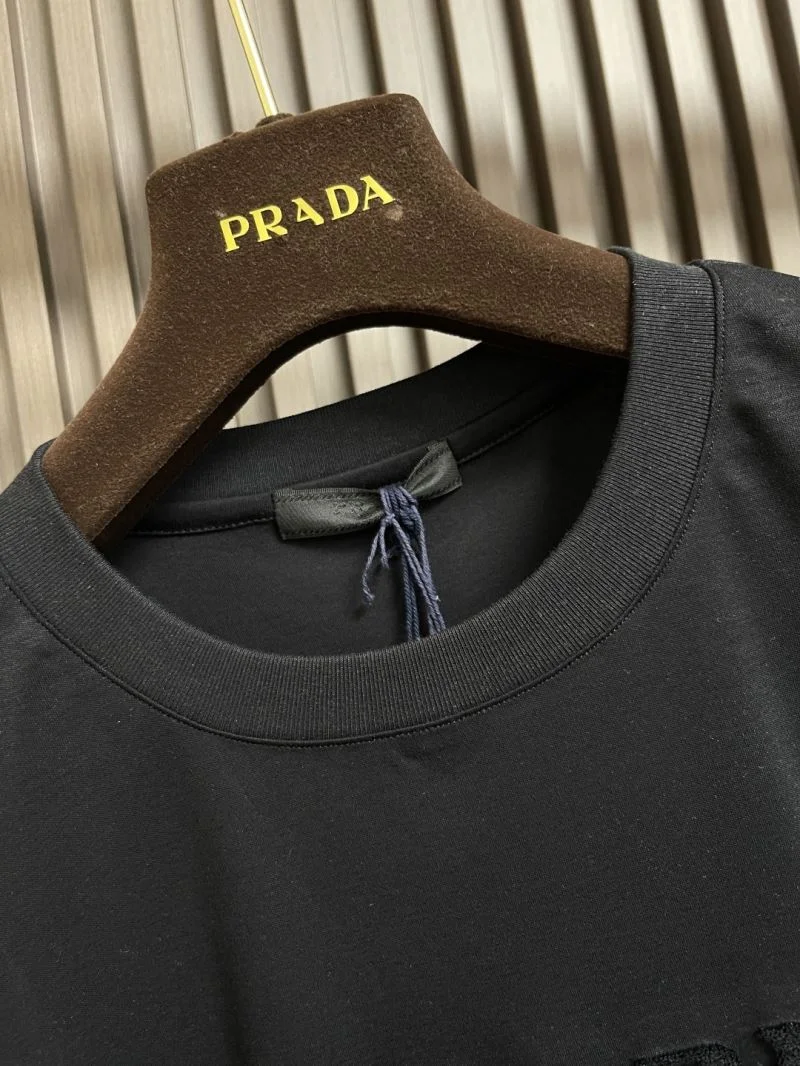 Modern Prada T-Shirts 168418