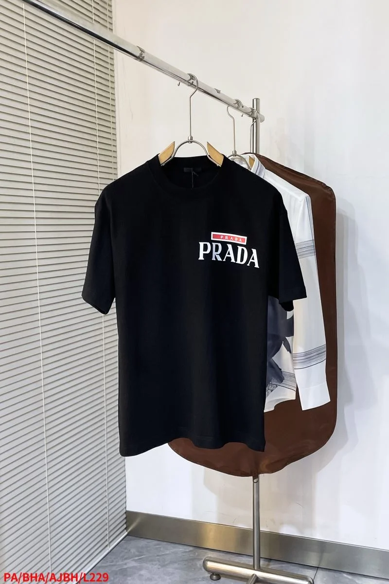 Prada T-Shirts ZeroBulk 168403