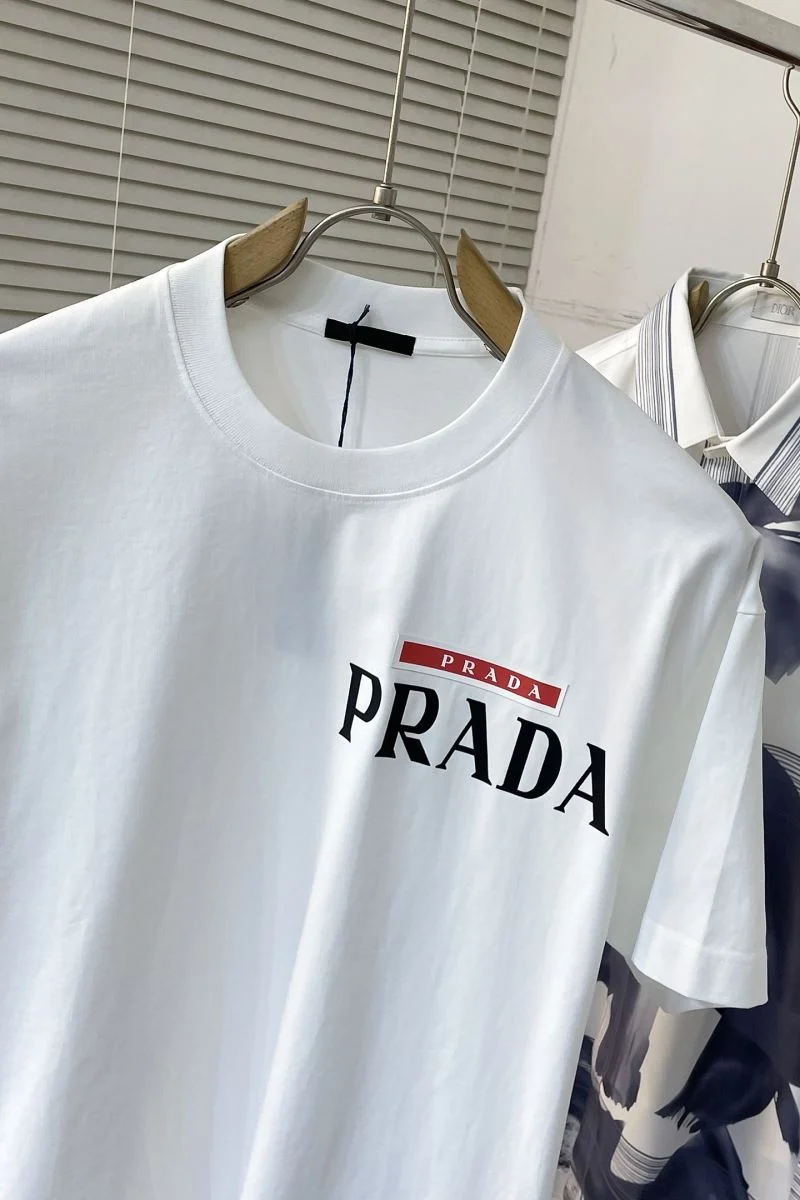 Prada T-Shirts ZeroBulk 168403