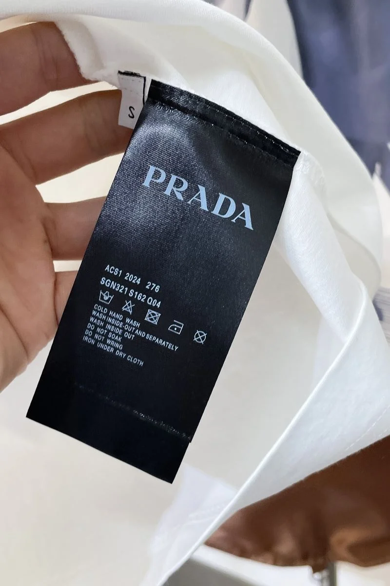 Prada T-Shirts ZeroBulk 168403