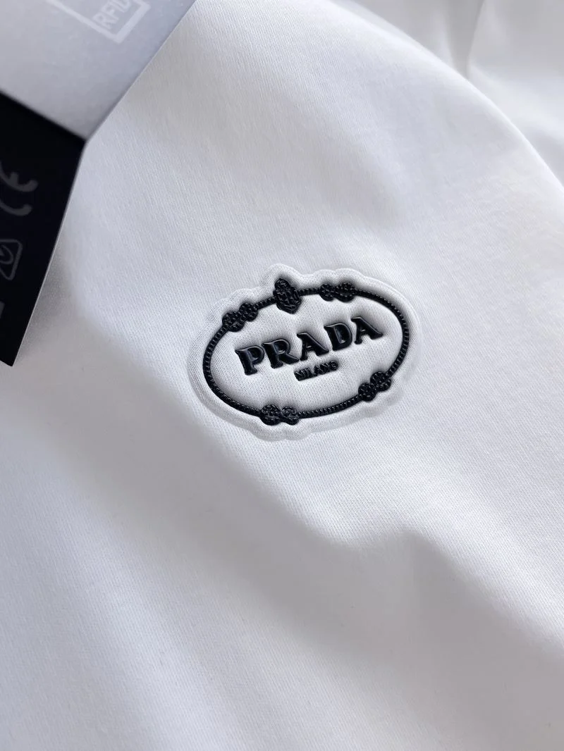 Prada T-Shirts Lightweight 168405