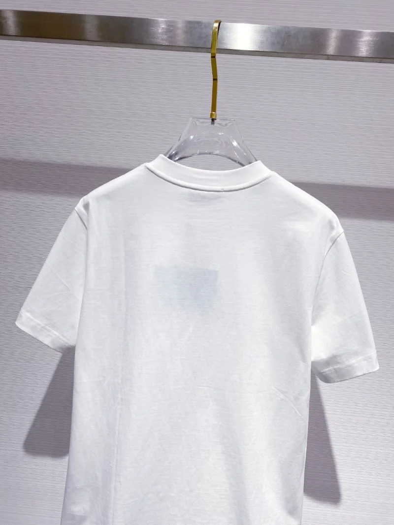 Prada T-Shirts Sleek 168393