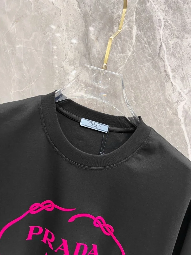 SmartChoice Prada T-Shirts 168384