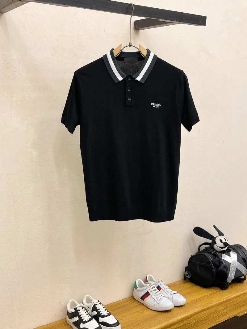 Unique Prada T-Shirts 168377