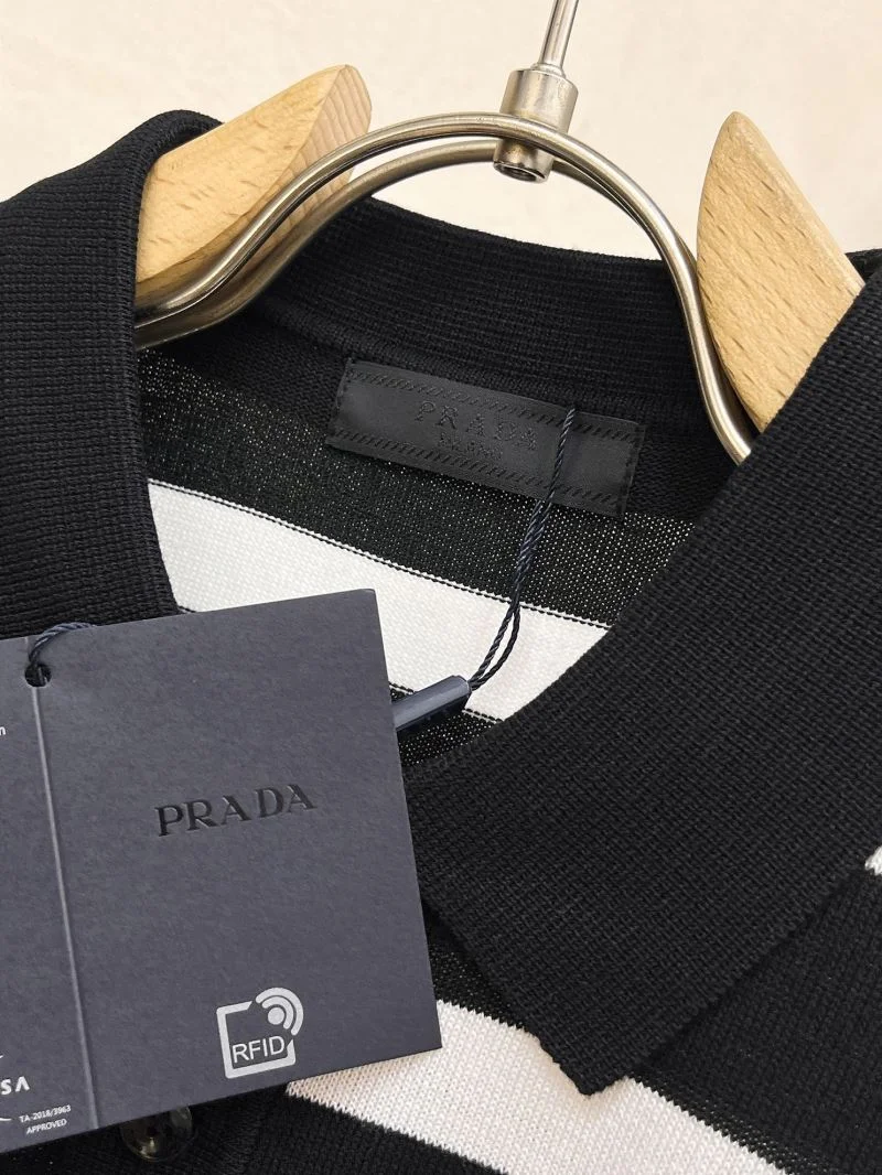 Prada T-Shirts FlexibleFit 168379