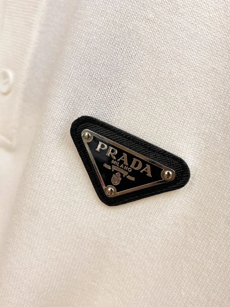 Prada T-Shirts Compact 168373