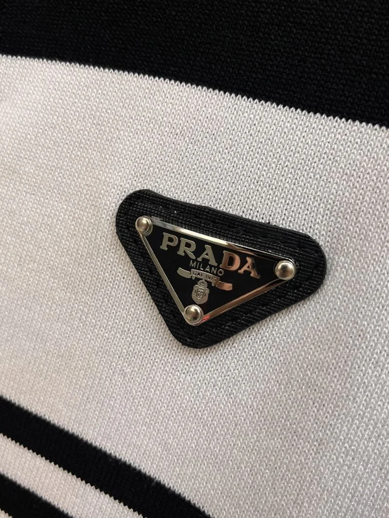 Prada T-Shirts Effortless 168375