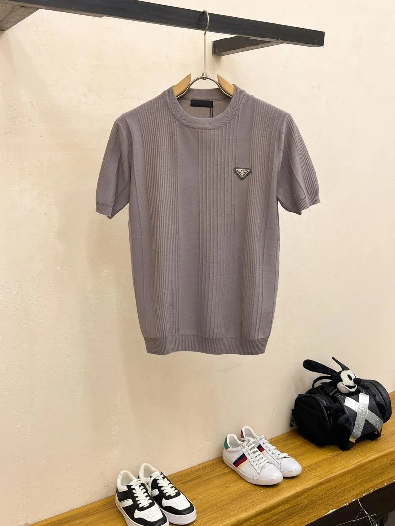Prada T-Shirts Breathable 168370