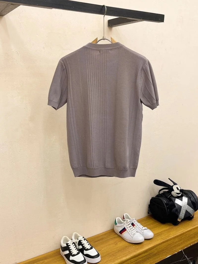 Prada T-Shirts Breathable 168370
