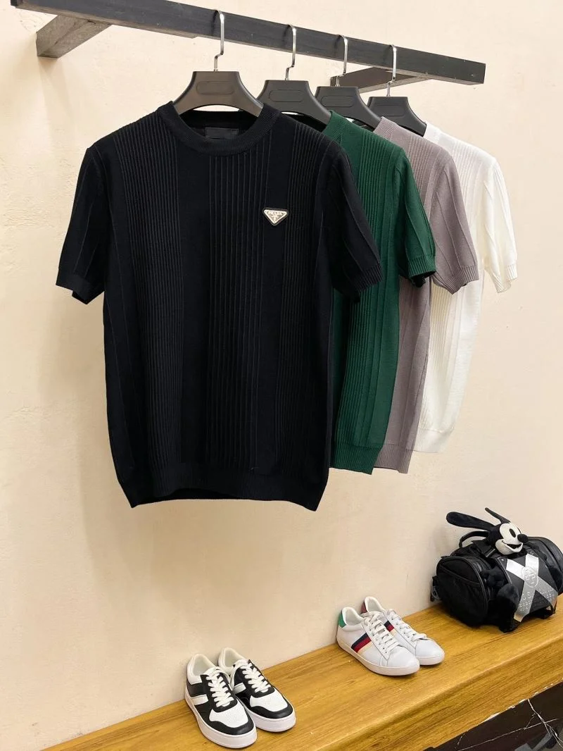 Prada T-Shirts Breathable 168370