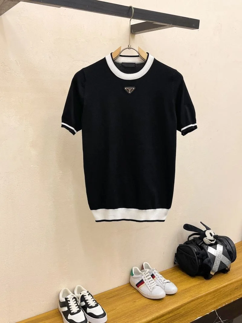 Prada T-Shirts Upgraded 168359