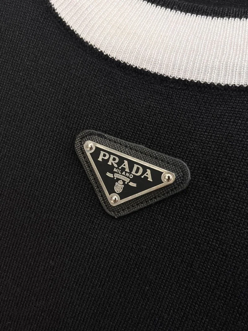 Prada T-Shirts Upgraded 168359