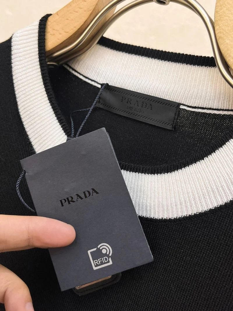 Prada T-Shirts Upgraded 168359