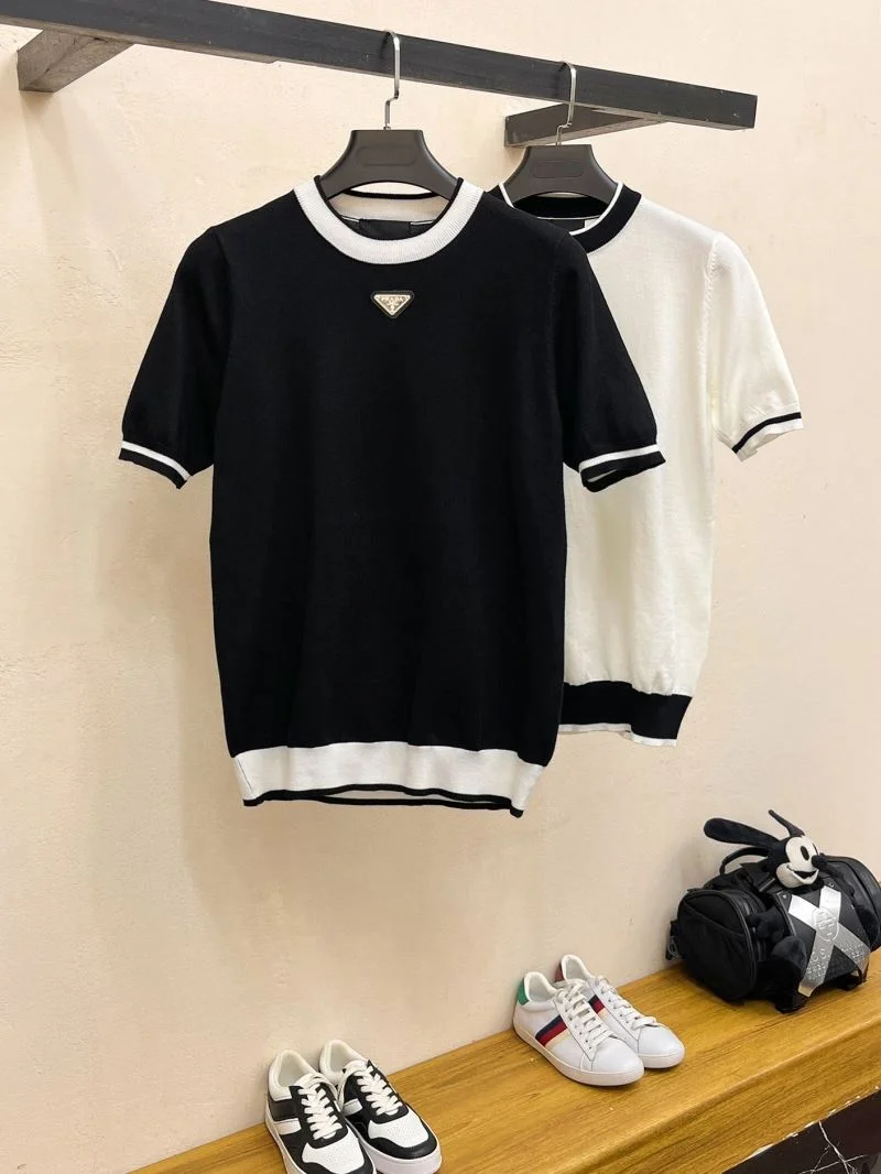 Prada T-Shirts Upgraded 168359