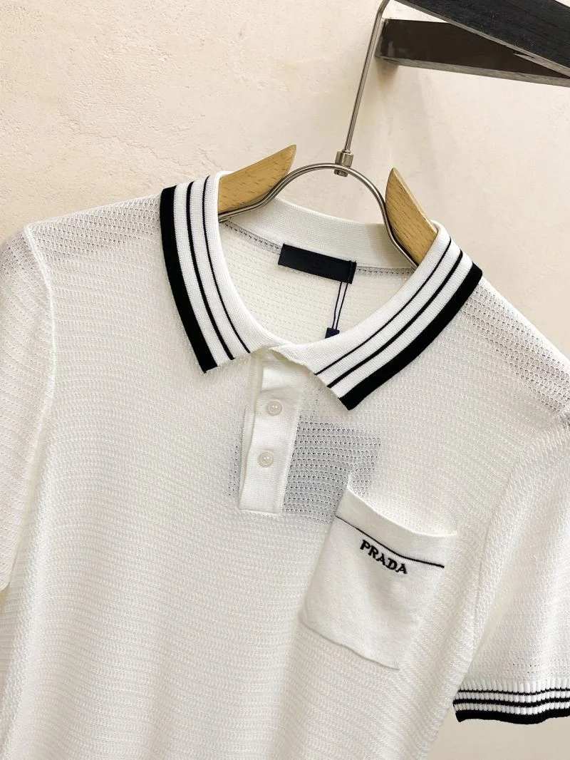 Classic Prada T-Shirts 168361