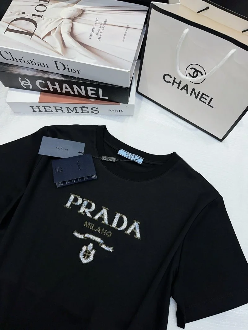 Prada T-Shirts Stylish 166293
