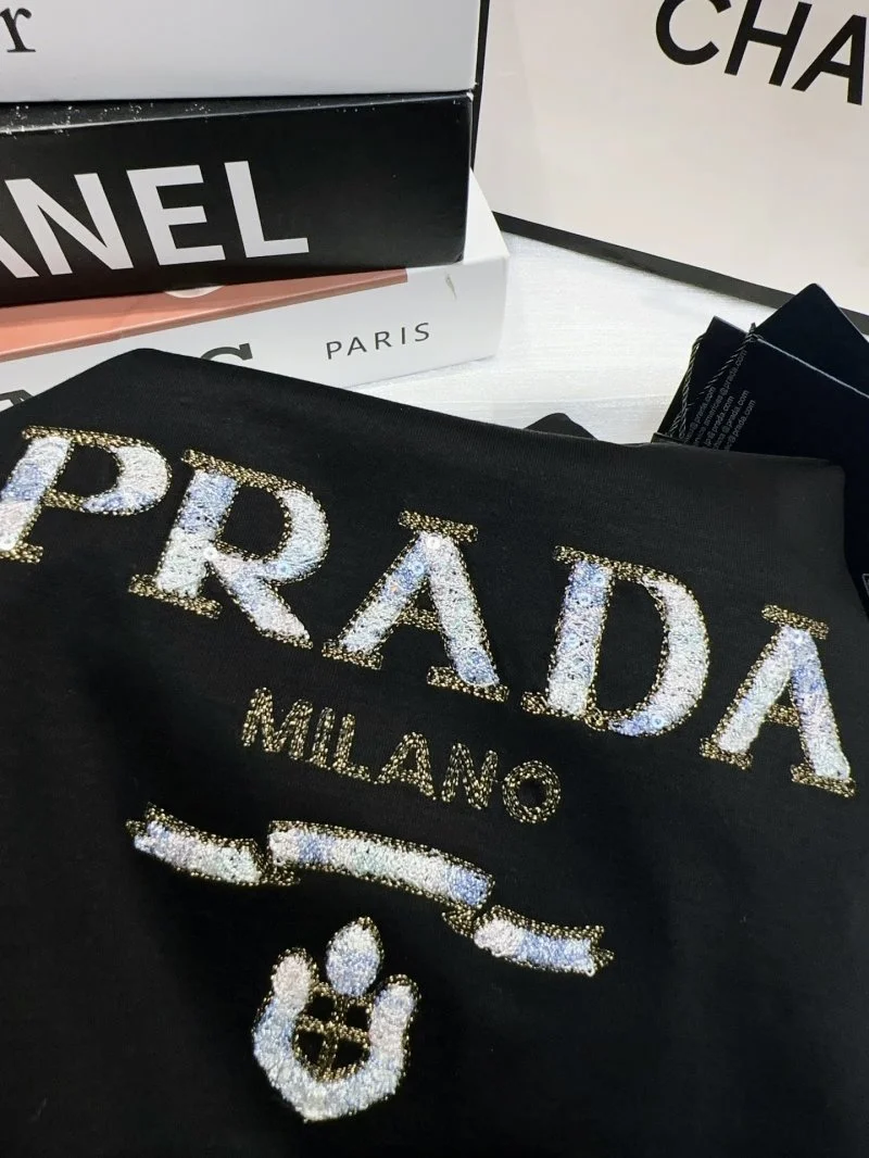 Prada T-Shirts Stylish 166293