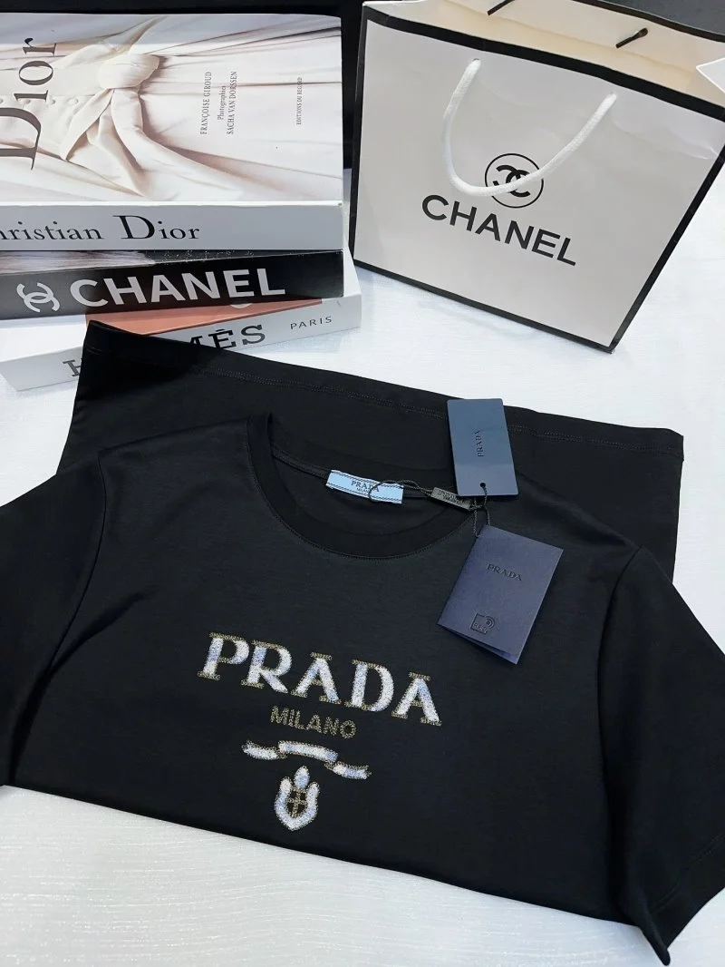 Prada T-Shirts Stylish 166293
