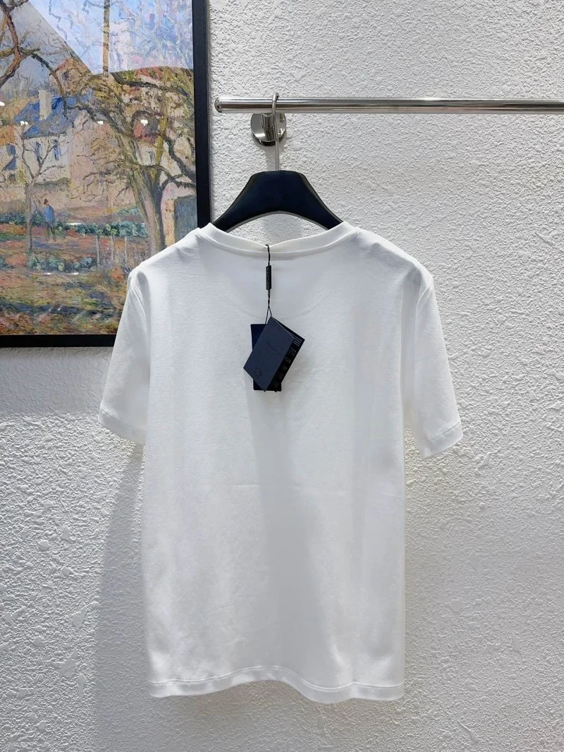 Effortless Prada T-Shirts 166292