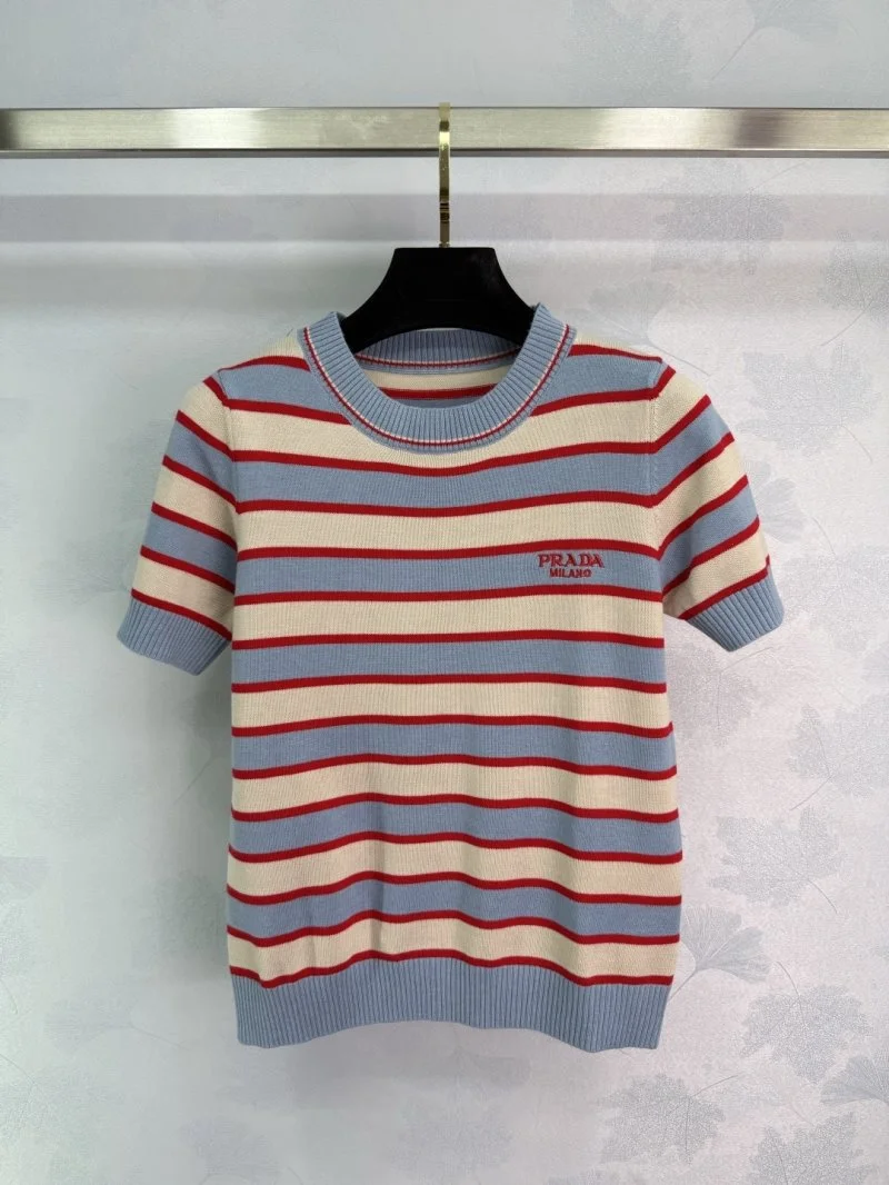Seasonal Prada T-Shirts 166290
