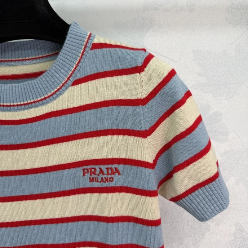 Seasonal Prada T-Shirts 166290