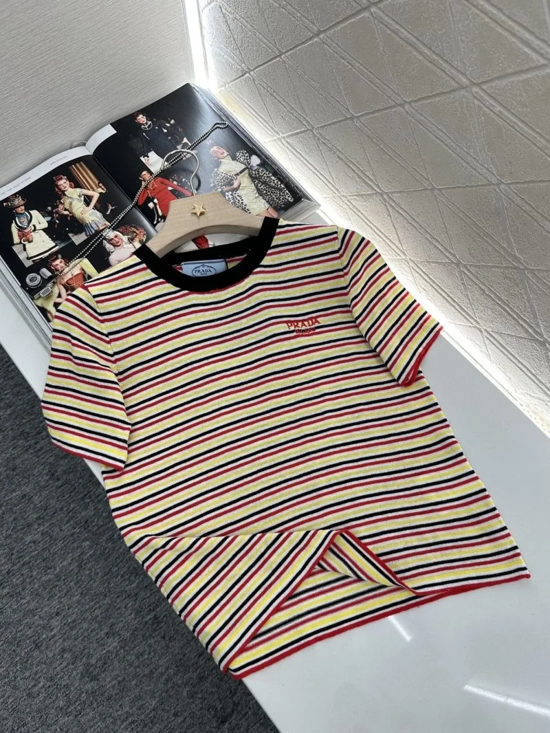 Prada T-Shirts Durable 166282