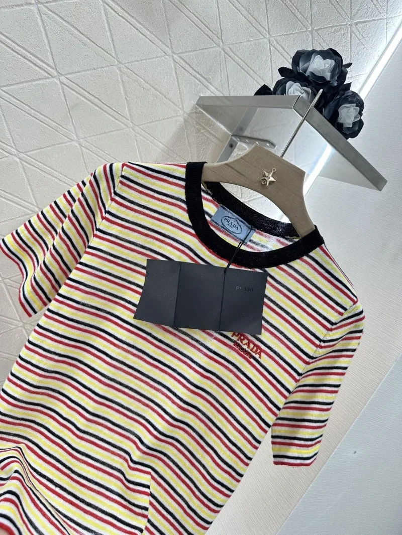 Prada T-Shirts Durable 166282