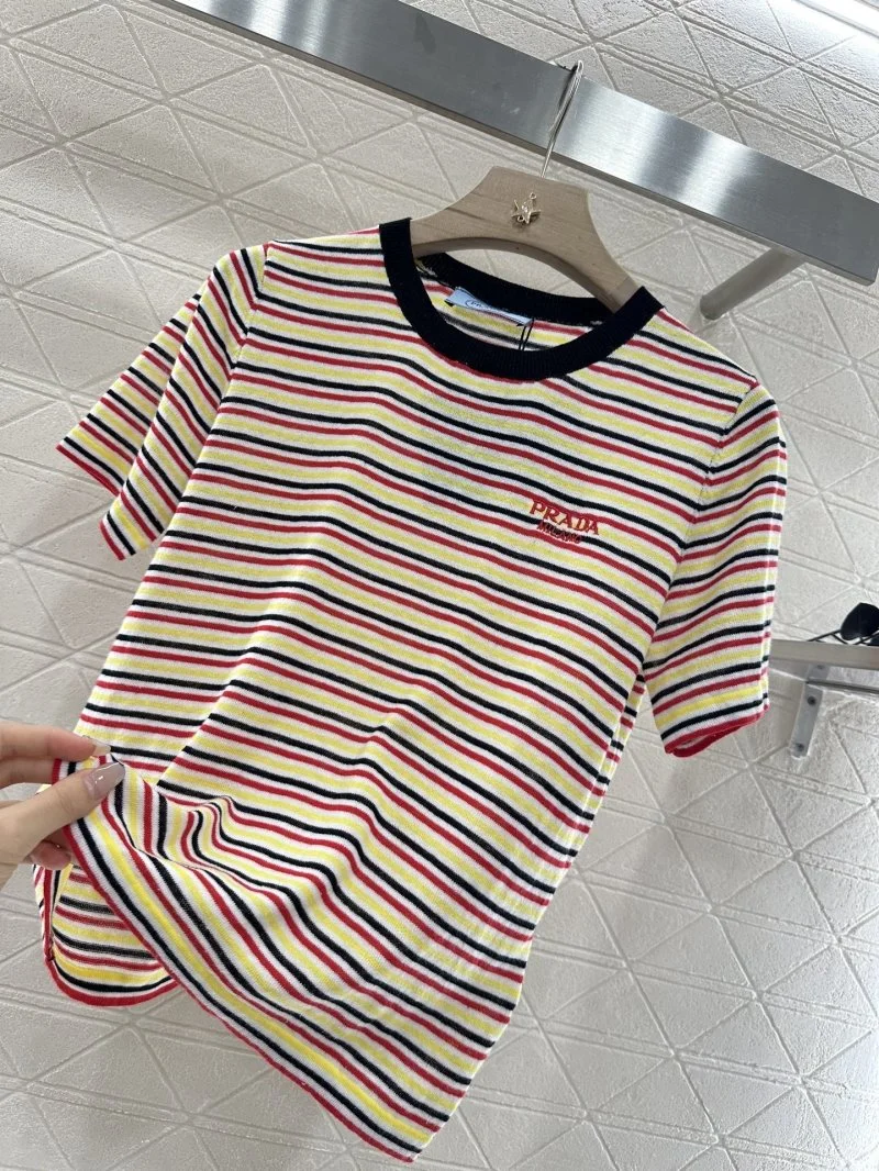 Prada T-Shirts Durable 166282